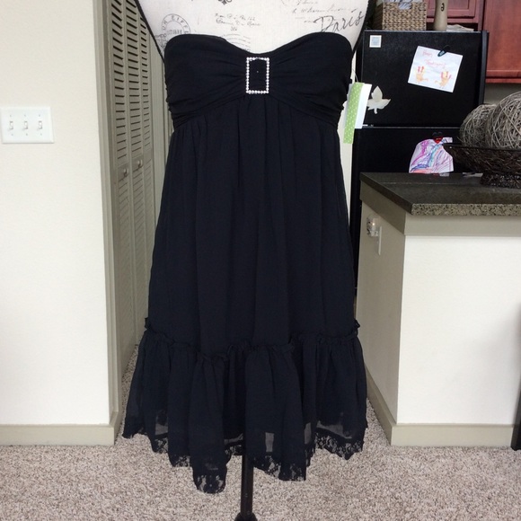 ⭐️ Black Tube Top Dress ⭐️ - Picture 1 of 7